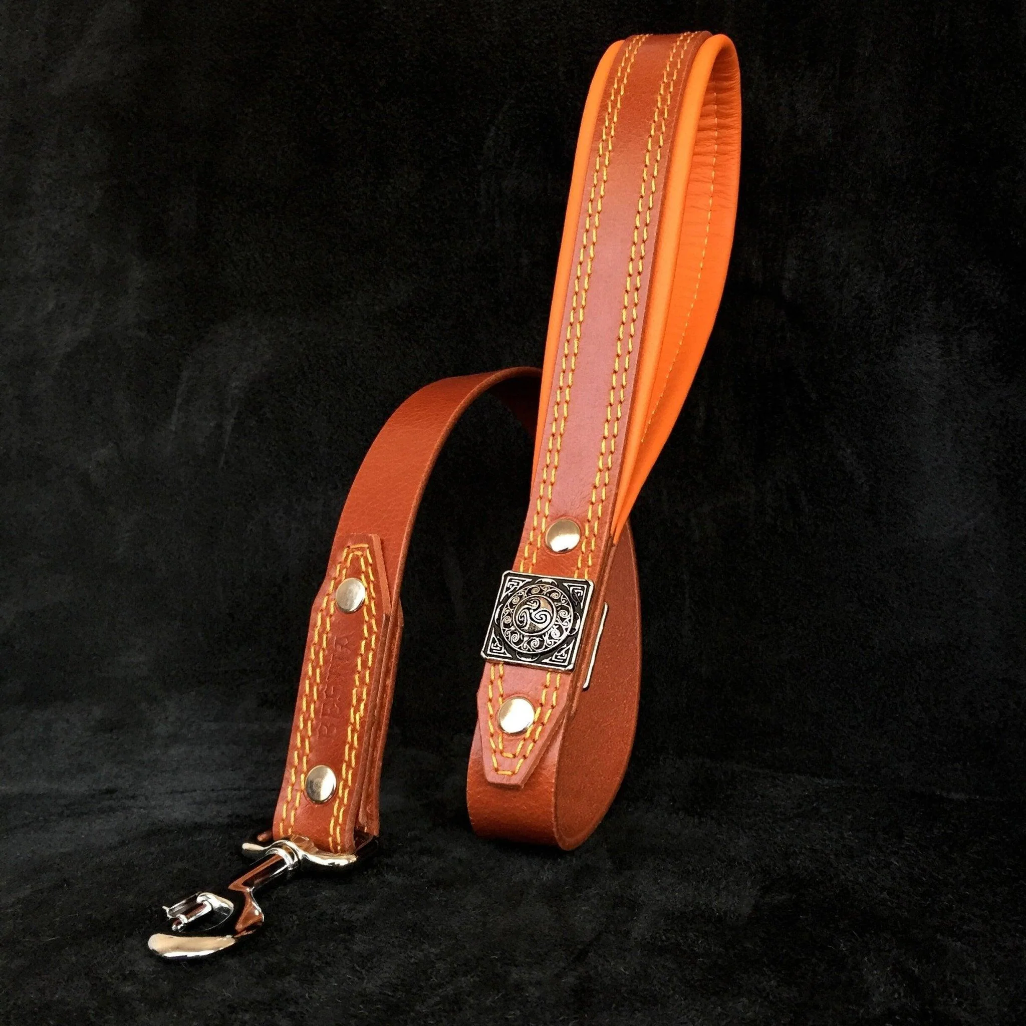 The "Eros" collar 2.5 inch wide Brown - Image 3