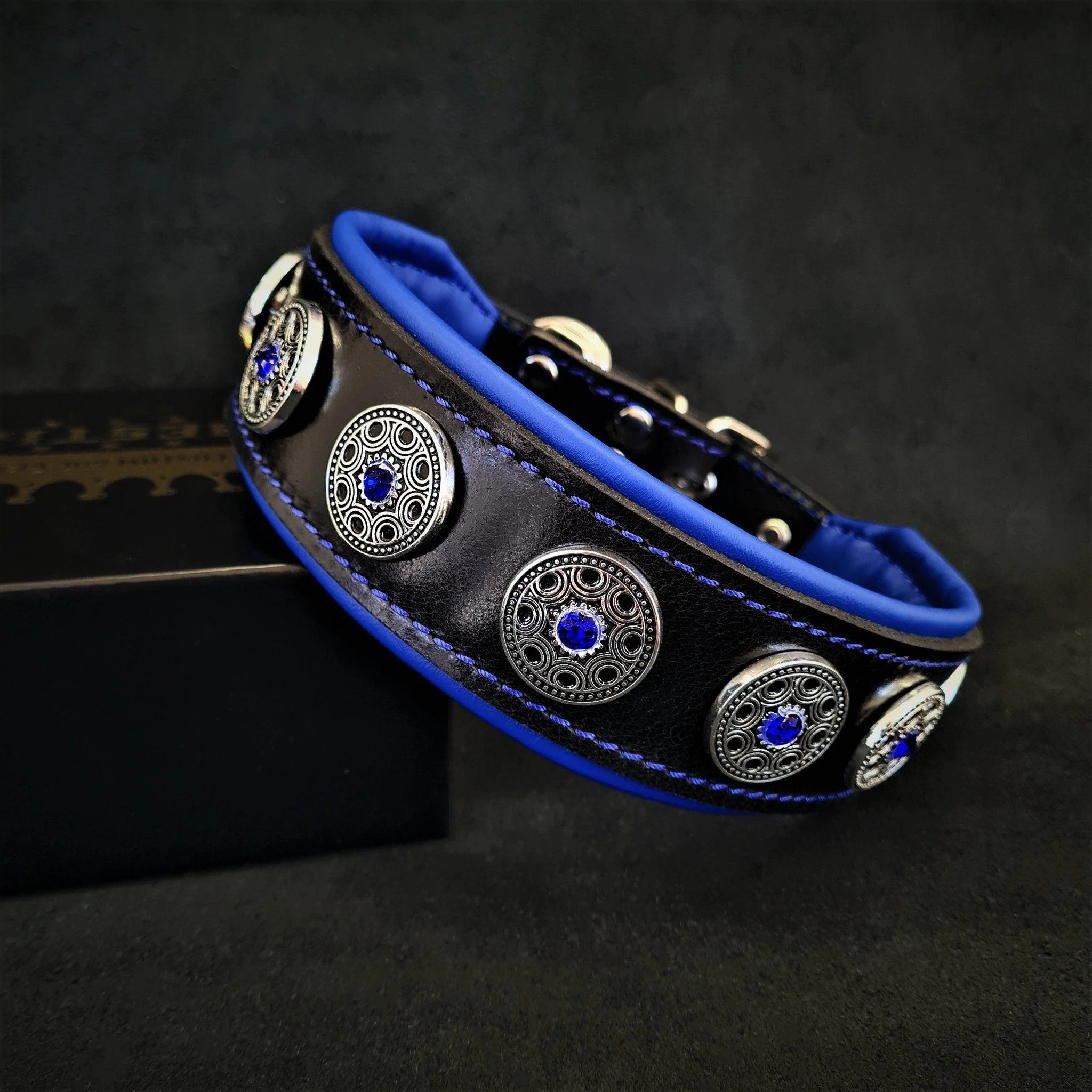 "Bijou" collar black & blue