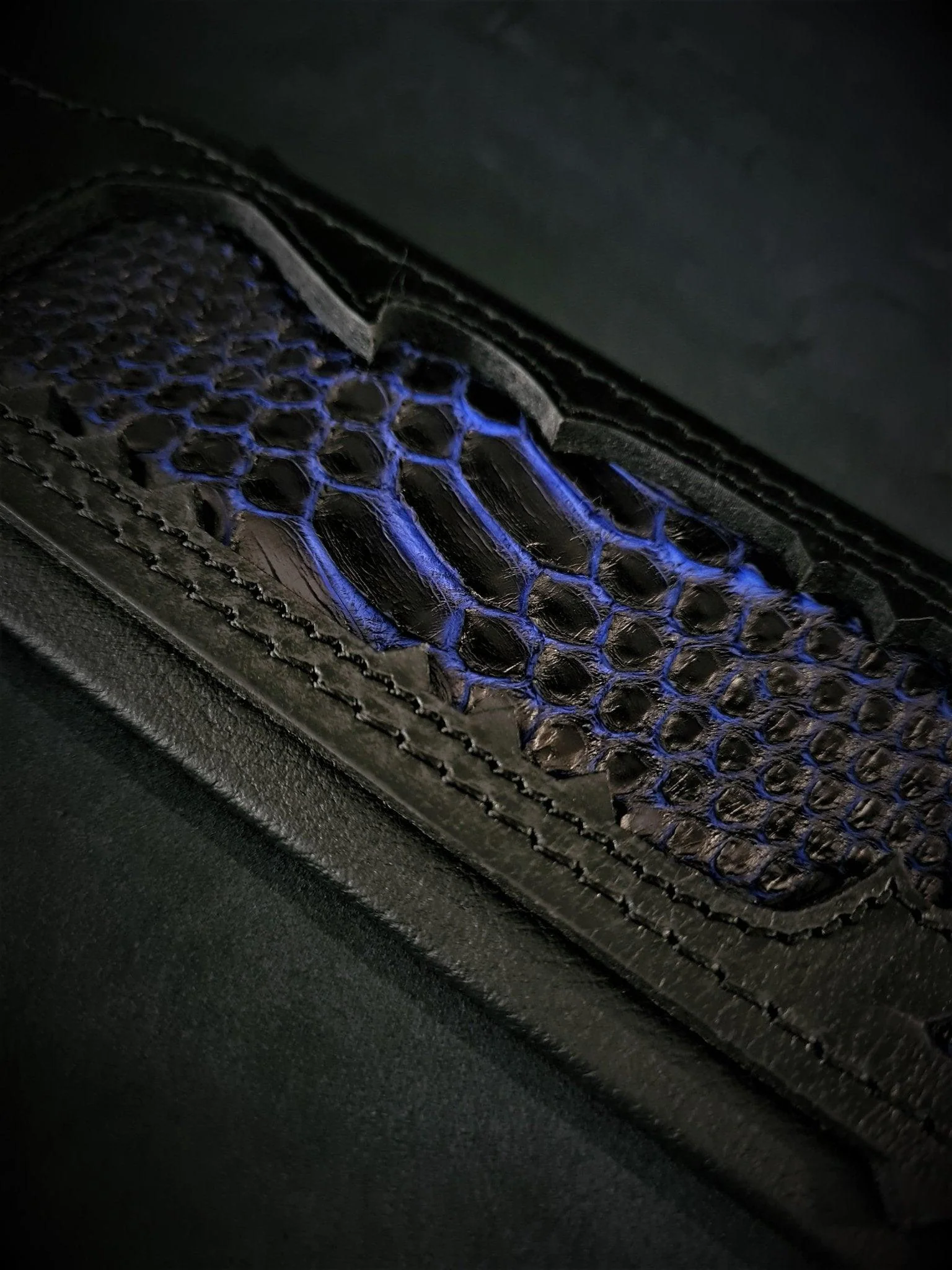 The ''Indigo'' collar - Image 3
